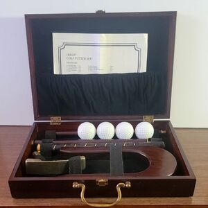 Wooden Golf Putter Set with Balls